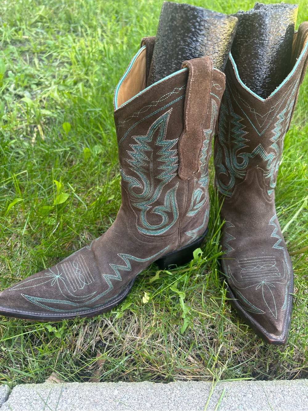 Vintage OLD GRINGO! Brown Suede Boots with Turquoise Trim